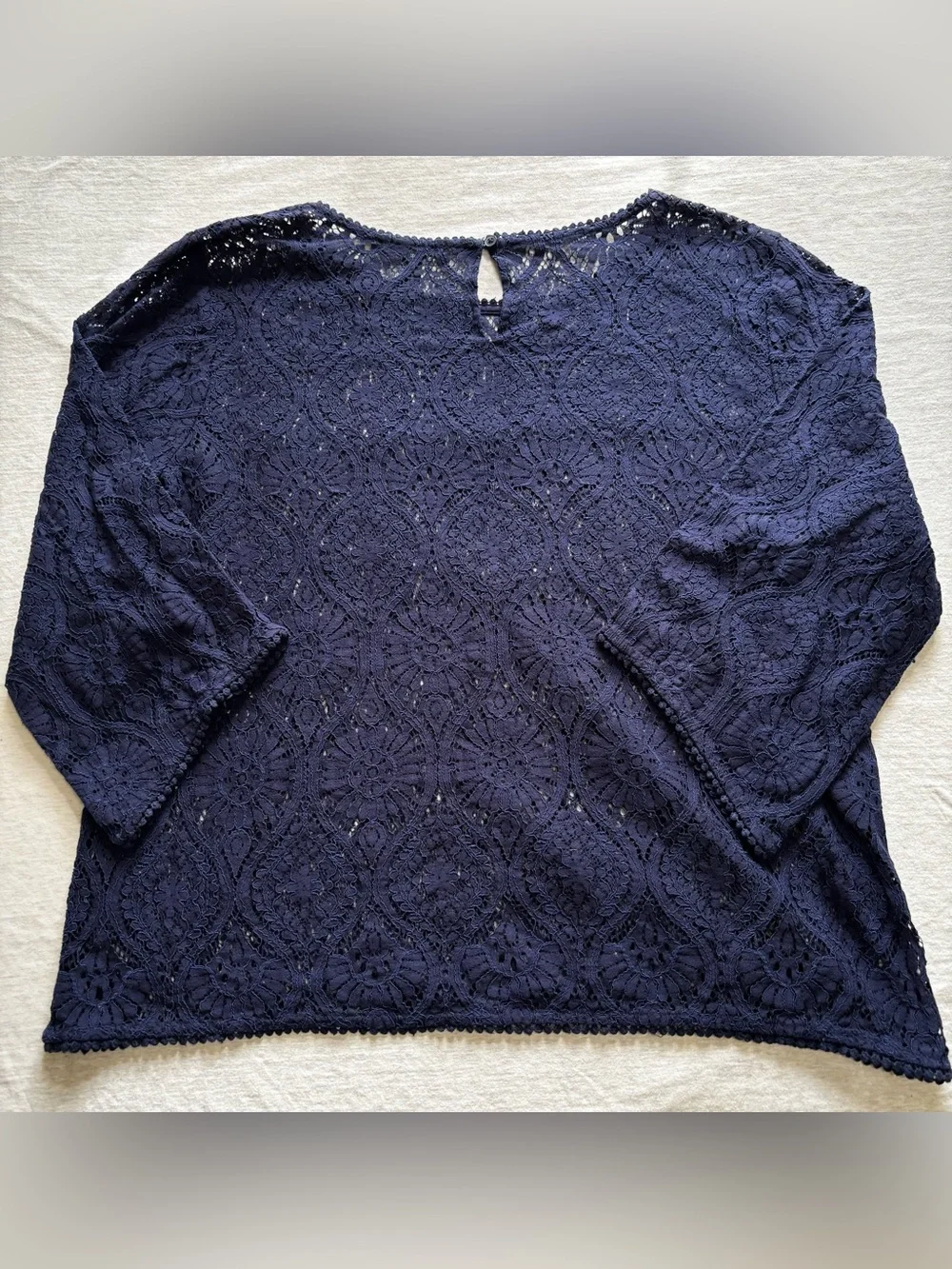 Banana Republic Navy Lace Eyelet Bell Sleeve Blouse Top Size Large